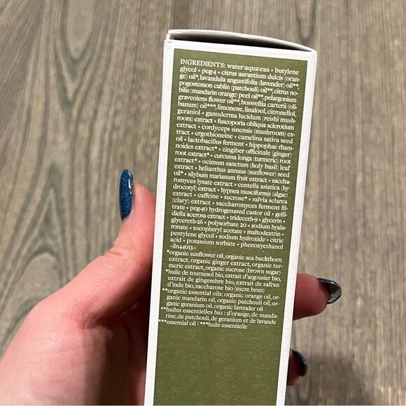 ORIGINS Mega-Mushroom Relief & Resilience Soothing Treatment Lotion 6.7 … - Picture 4 of 15